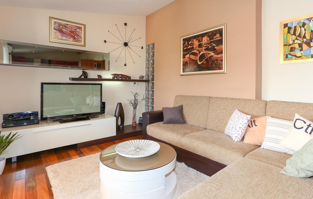 Kaštela Apartments Ena&Toni מראה חיצוני תמונה